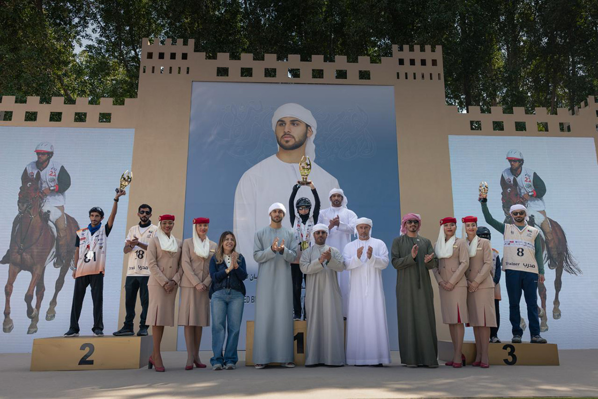 الشيخ محمد بن منصور بن زايد يتوج أبطال سباق الإسطبلات الخاصة